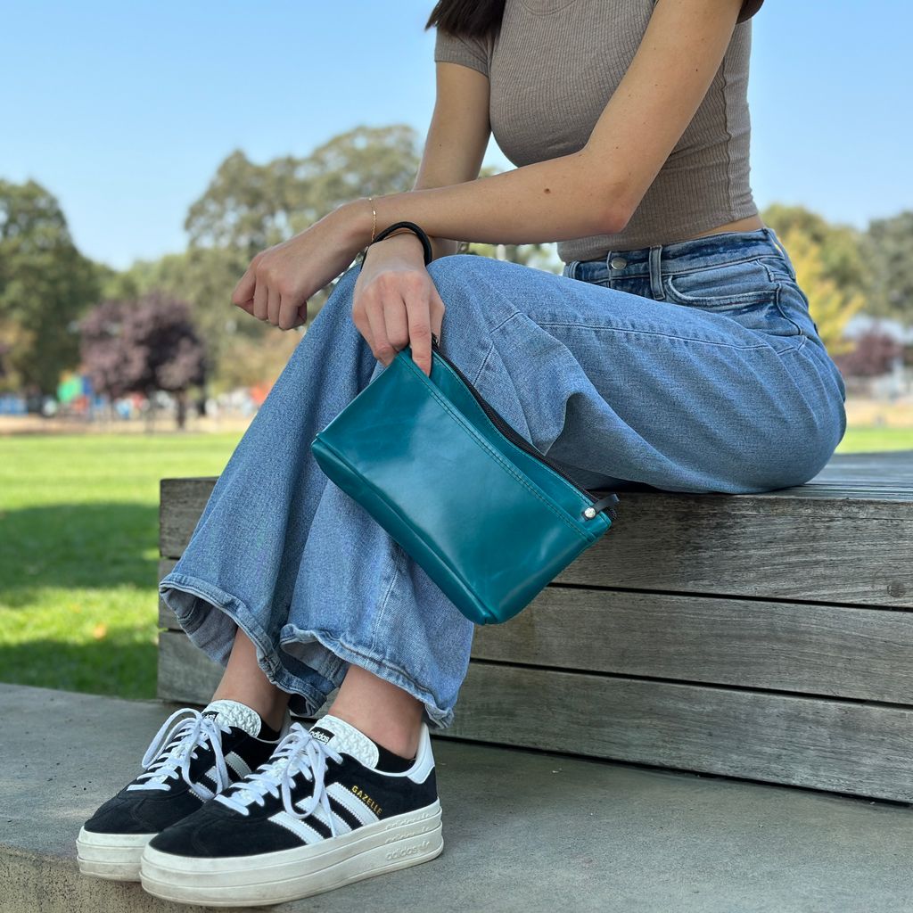 Oberon Design Leather Women's Crossbody Convertible Wristlet Handbag, Turquoise