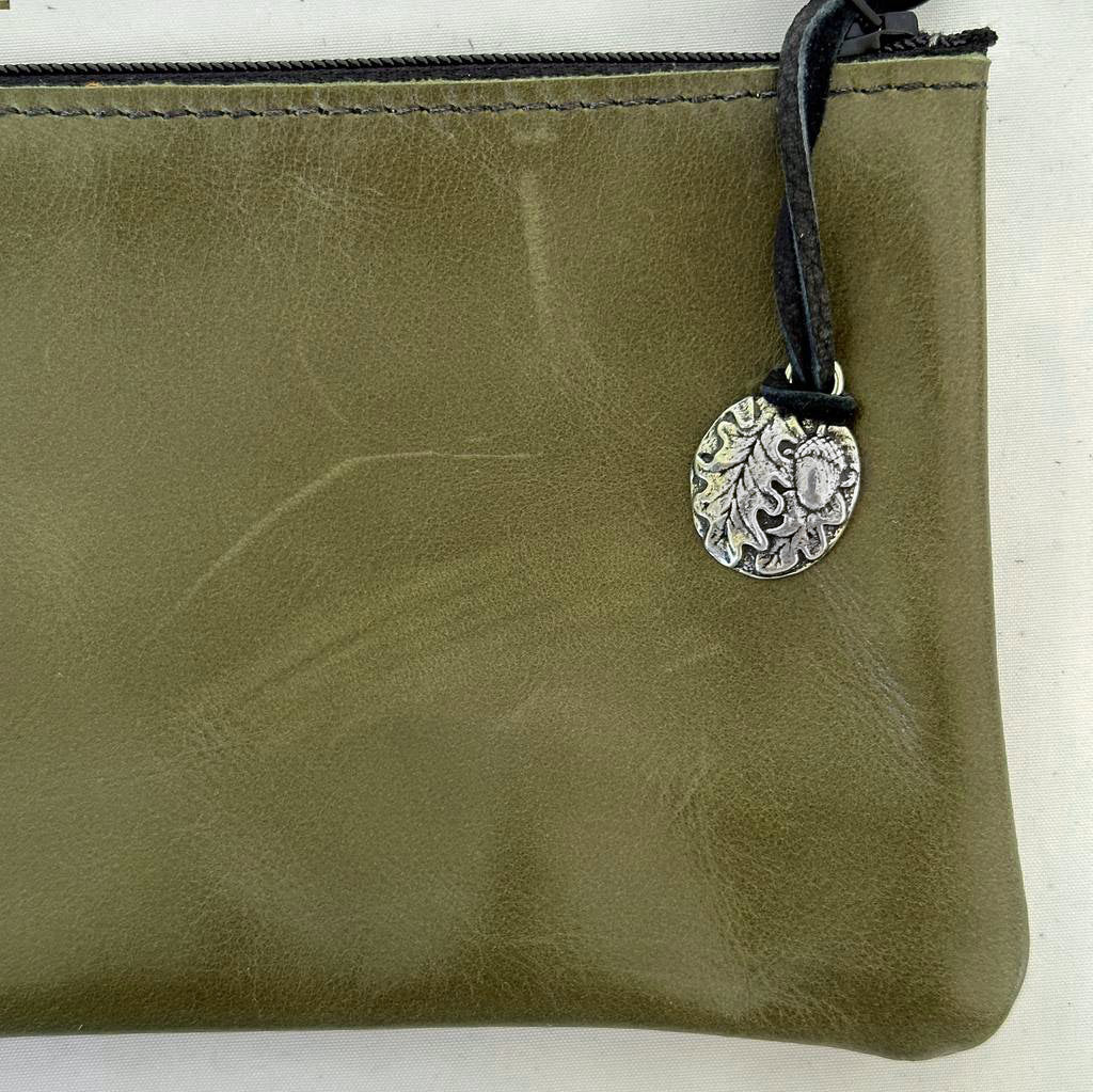 Leather 6 inch Zipper Pouch, Wallet, Coin Purse in Evergreen, Detail