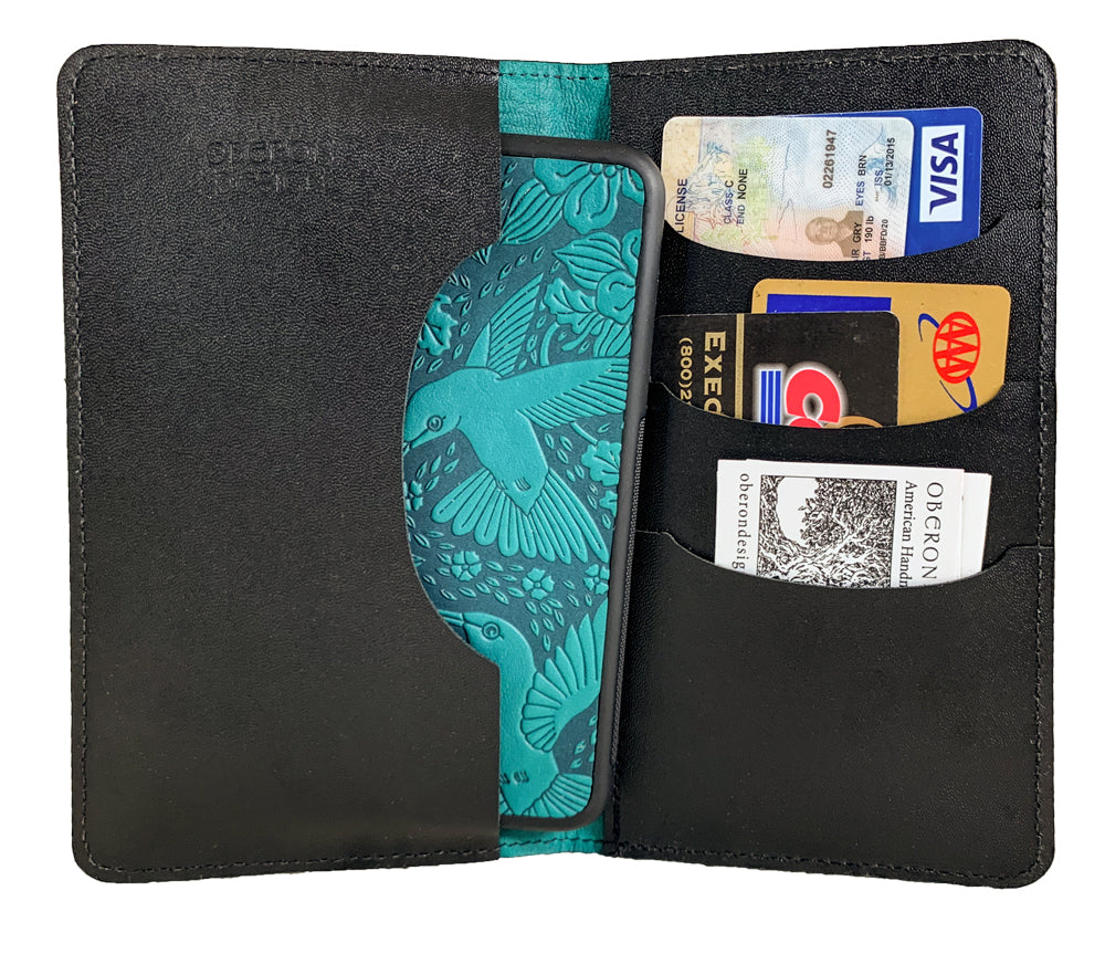 Interior of Wallet with iPhone XS MAX in an Oberon Case